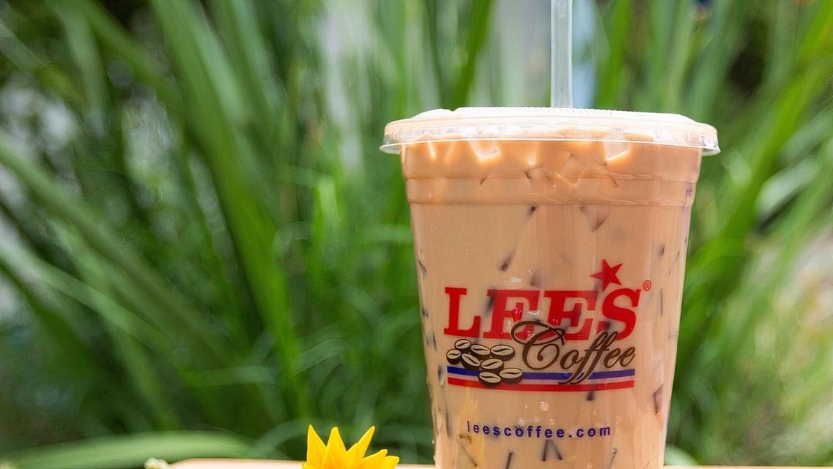 Lee's Sandwiches by null