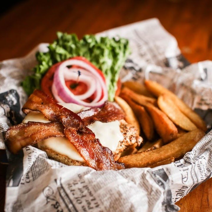 McCreary's Irish Pub & Eatery by null