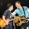 Michael J. Fox spielt im Rollstuhl mit Coldplay in Glastonbury