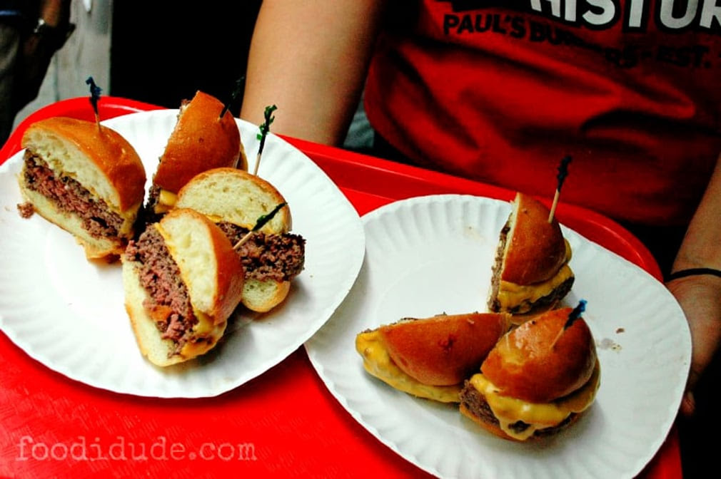 Paul's Da Burger Joint by null