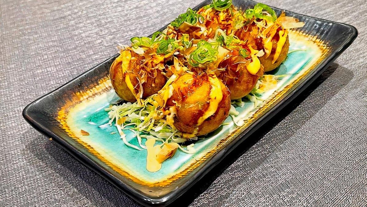 Sushi Uma by null