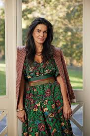 Angie harmon sexy jpg x Angie harmon sexy