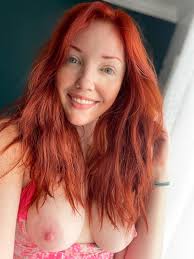 Redhead babe jpg x Redhead selfie