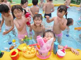 幼稚園 裸|寒さなんかに負けないぞ | 全国郷土紙連合