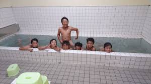 少年団　お風呂|摂津イレブンスポーツ少年団 - 班長会議からのお風呂からの夕食タイム〜！ | Facebook