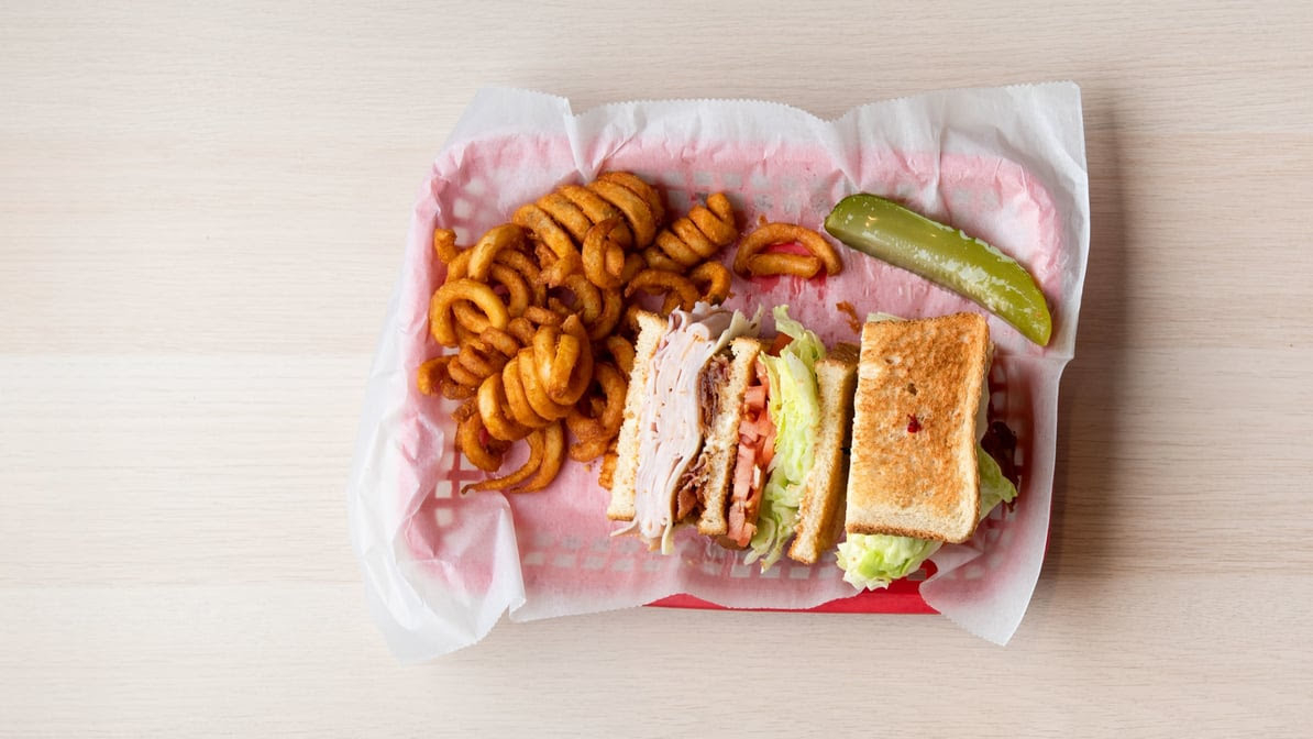 Pizza Palace by null