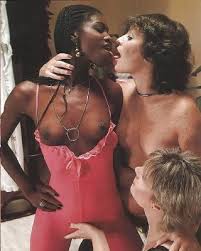 Raven vicky vickers nina har jpg x Lesbian vintage