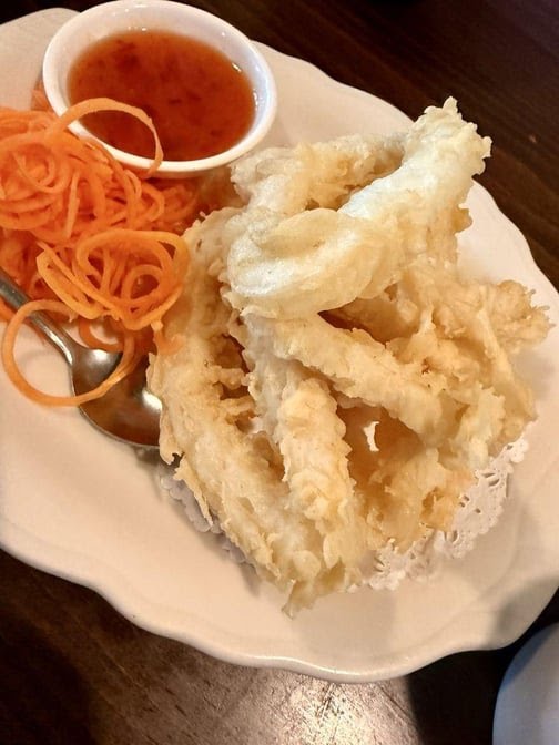 Khao Hom Thai & Sushi by null