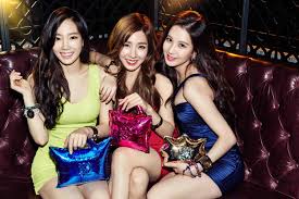 gfriend sinb Nude fakes|Yerin & Yuju getting lost in each other's eyes : r/GFRIEND