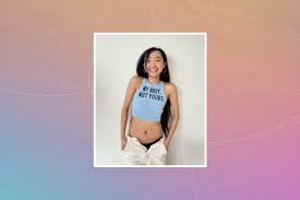 skinny flat chest|5 Best Necklines For Small Busts (2024) – topsfordays