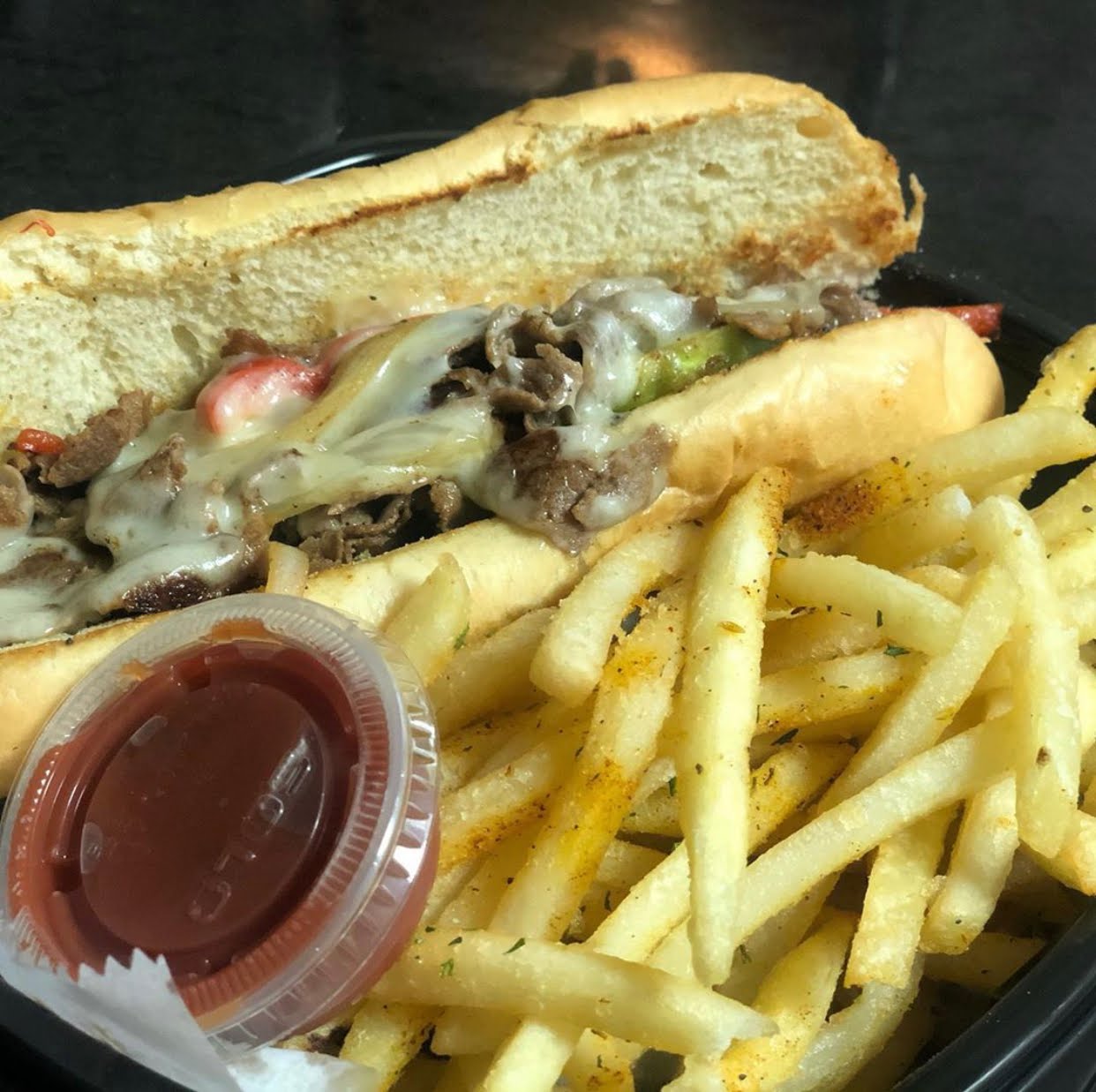 JDS SUMMERHILL VARIETY DELI by null