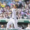 阪神が梅野二塁打→佐藤輝連続二塁打で先制 中野の適時打で２点目 ...