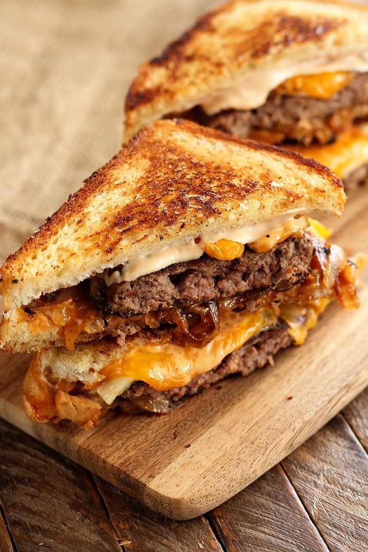 Woodward Tavern by null