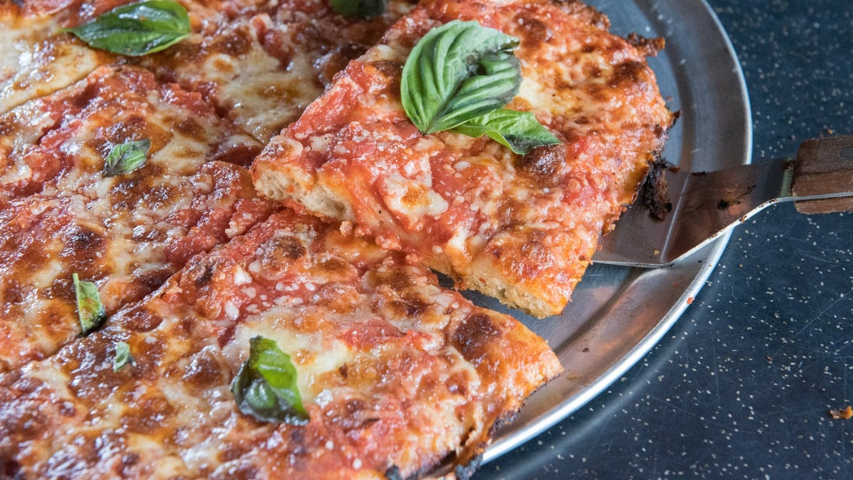 Dino's Tomato Pie by null
