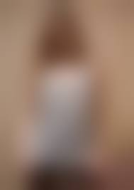  Beautiful woman hair pussy$$|Beautiful teen with long hair that reaches her ass showcases her naked pussy  - Pichunter