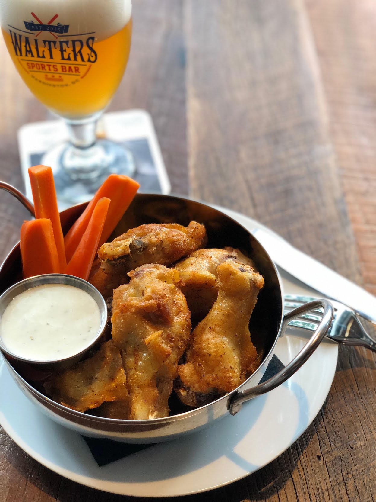 Walter’s Sports Bar and Restaurant by null