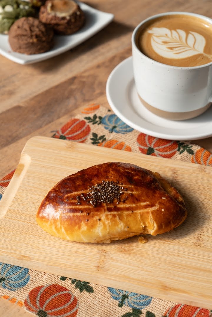 Oromo Cafe Bucktown by null