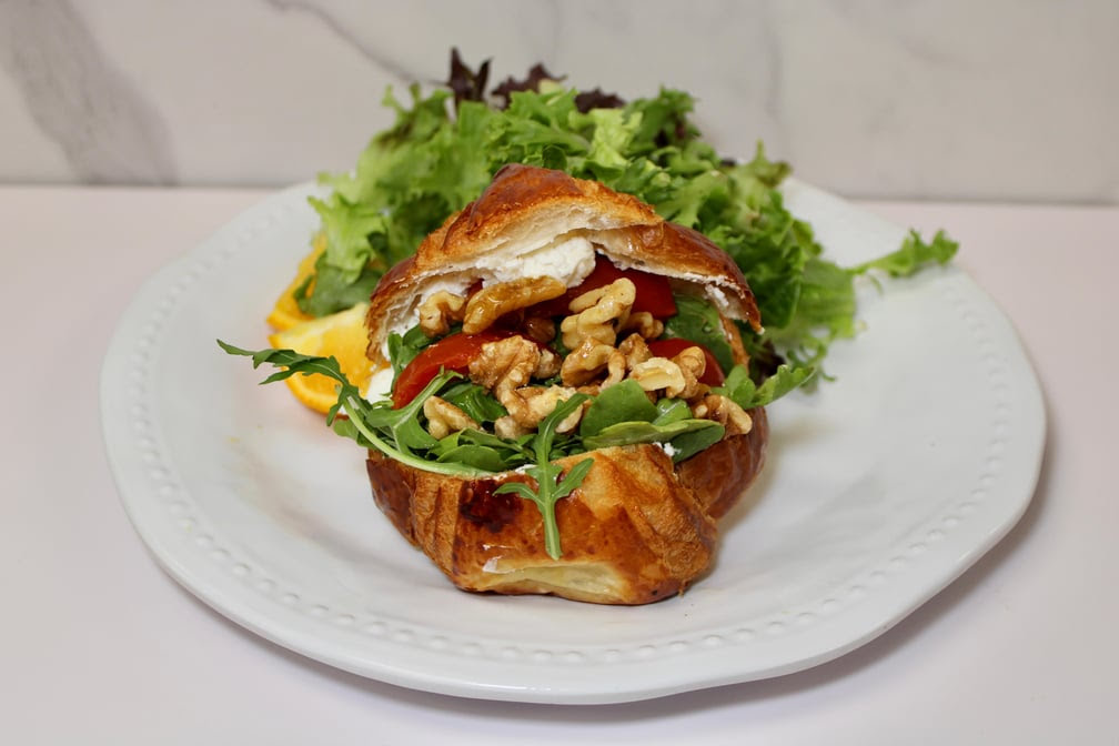 Le Petit Paris Cafe Mandarin by null