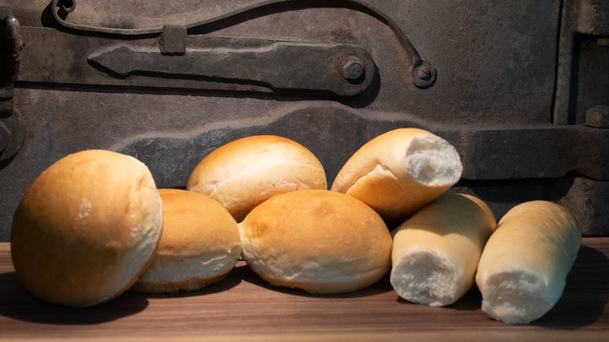 Emanuel's Bakery by null