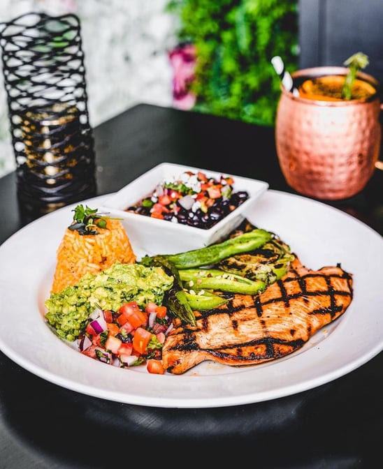 Martin's Cocina y Cantina by null