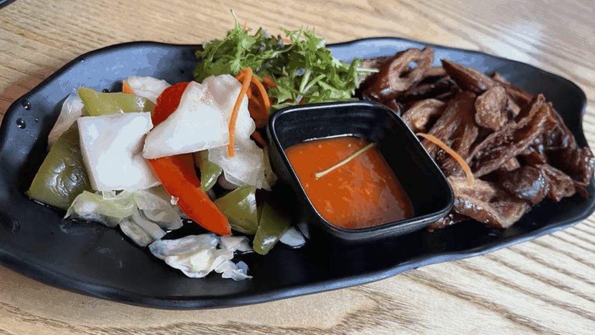 Phnom Penh Noodle House by null