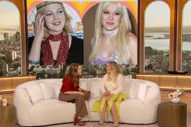 Fans comment hilary duffs semi sheer gown is giving a cinderella story either way swoon jpg x Hilary duff video