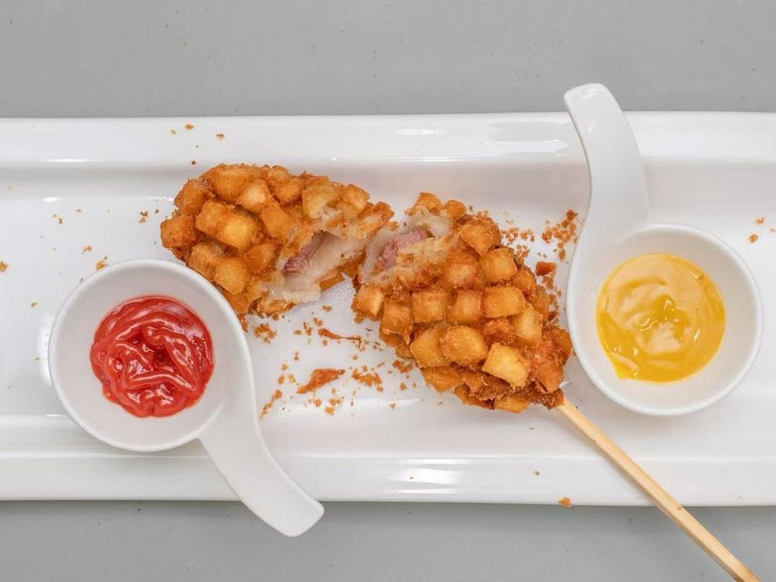 CM Korean Fried Chicken & Ssong’s Hot Dog by null