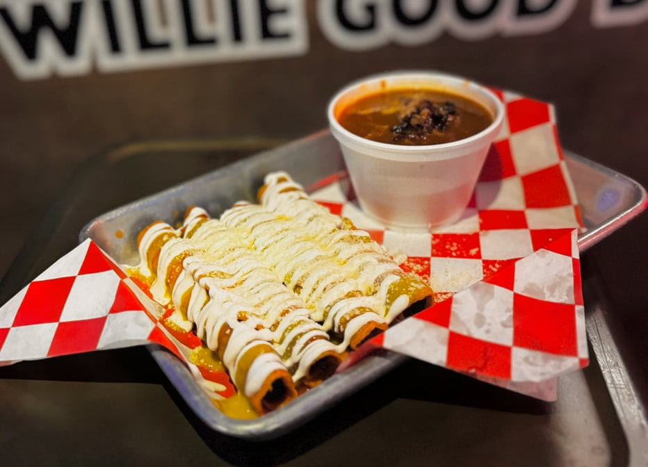 Willie's Brew & Q by null