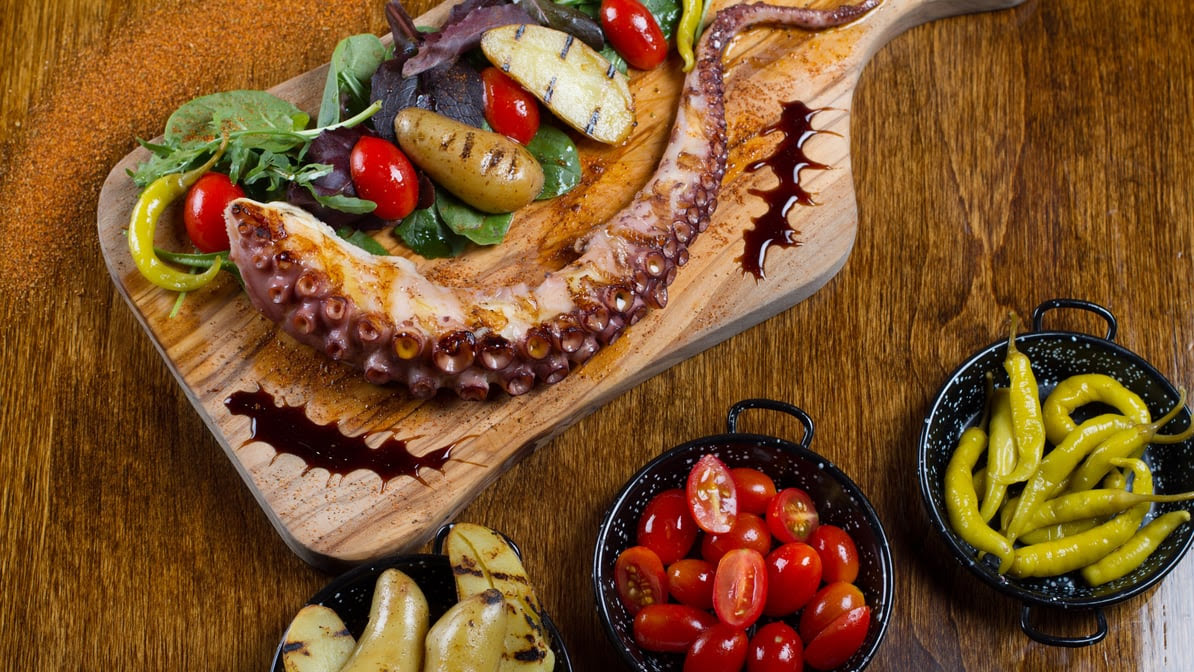 La Taberna Steak & Tapas Bar by null