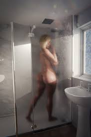 Fucked a friend girlfriend in the shower while he was playing sony playstation jpg x Girlfriend shower