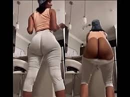 Thick gal shows it all in public jpg x Big booty twerking