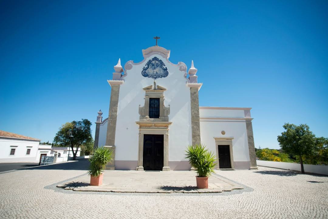 Church of São Lourenço image