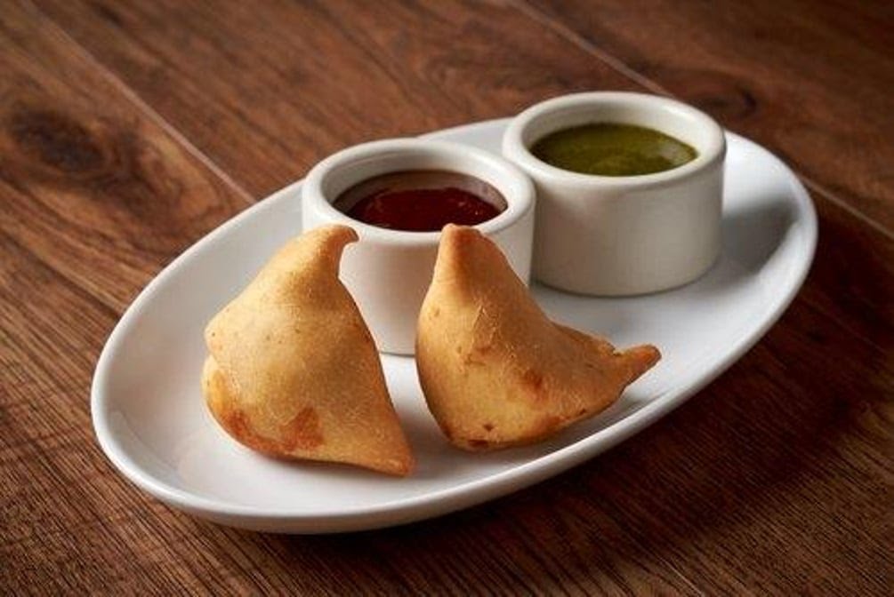 Bindaas Bowls & Rolls by null