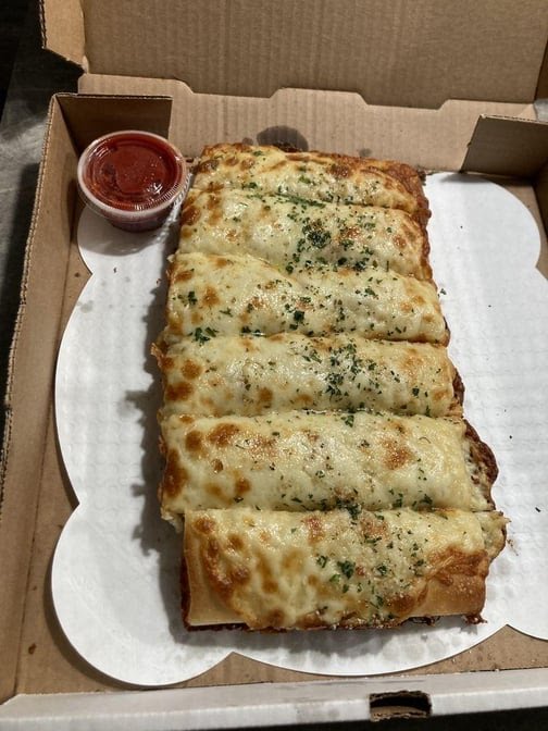 Vincenzo's Pizza by null