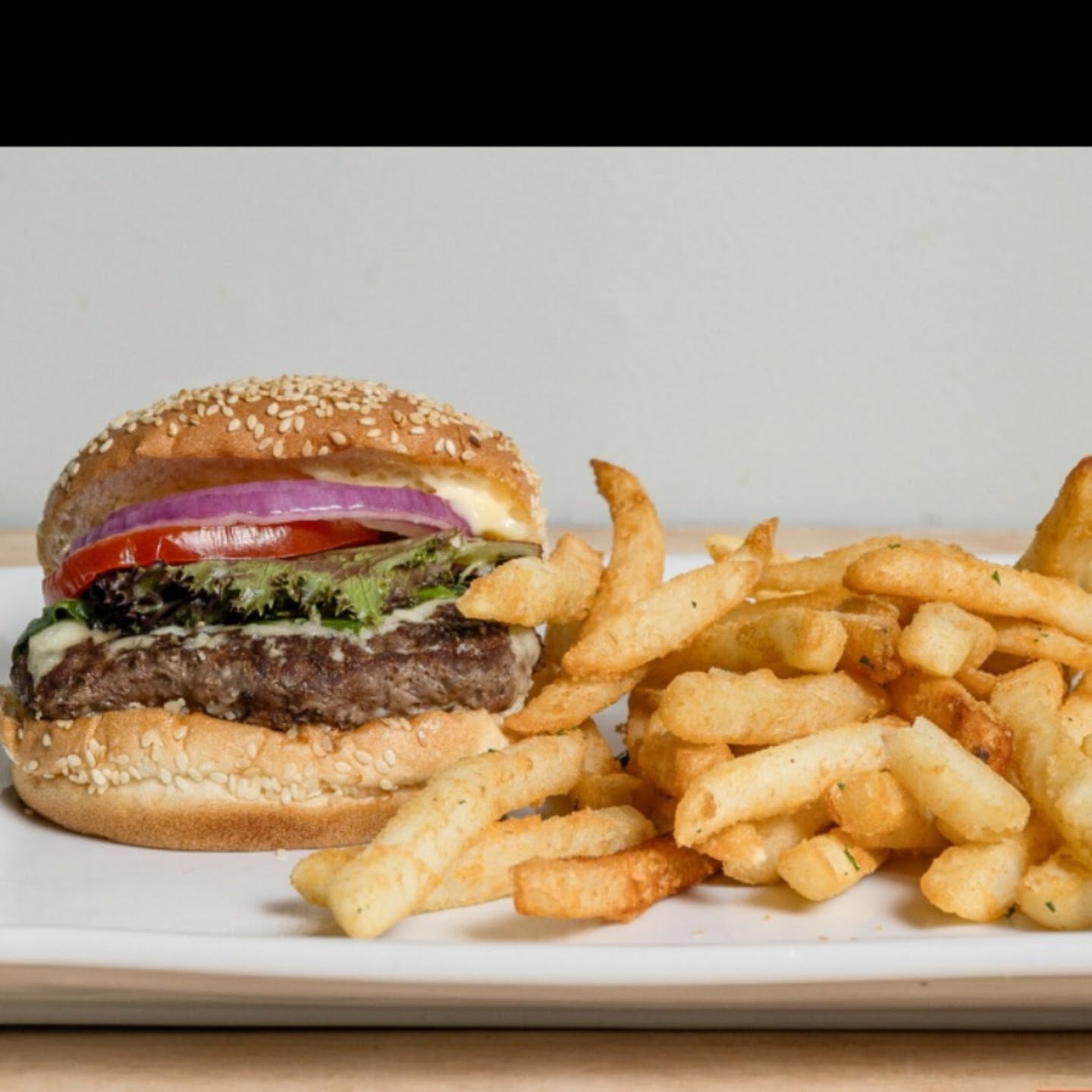 Val's Restaurant by null