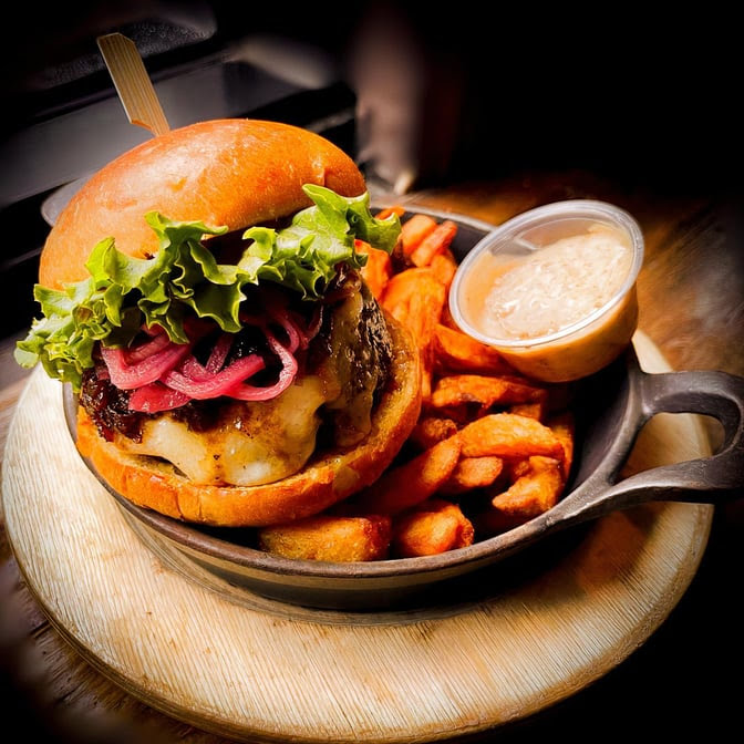 Pub McCarold by null