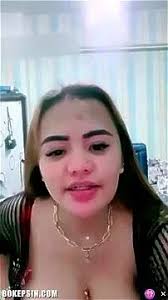 Tetenya gede kenyel sambil colmek eporner jpg x Cewek toket gede