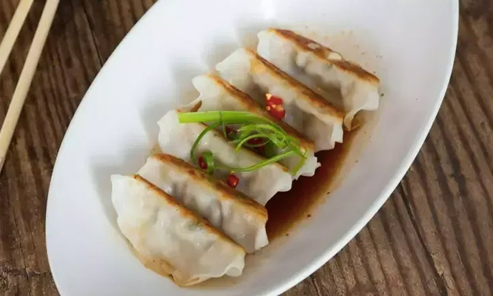 Akira Ramen & Izakaya by null