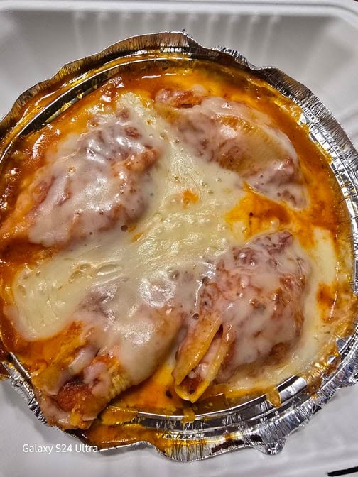 Palace Pizza by null