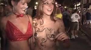 The freaks and tits come out on fat tuesday jpg x Mardi gras tits