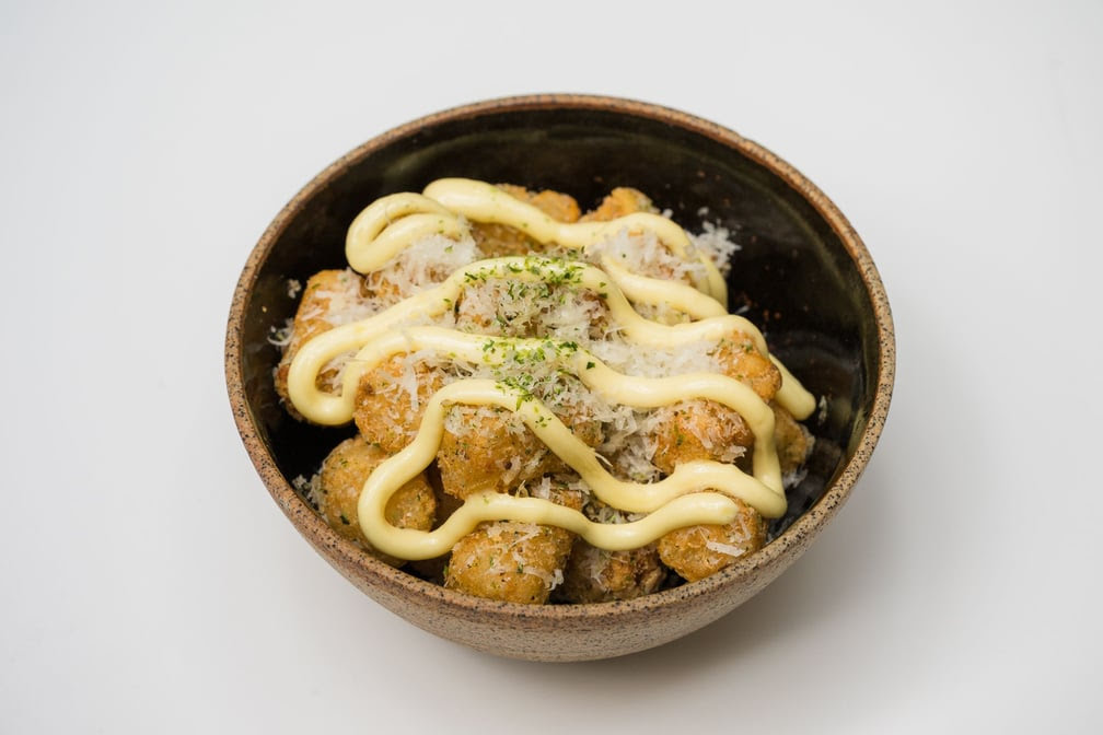 Roy's Korean Kitchen by null