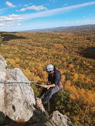 Dirisigu aaugho jpg x Rock climbing