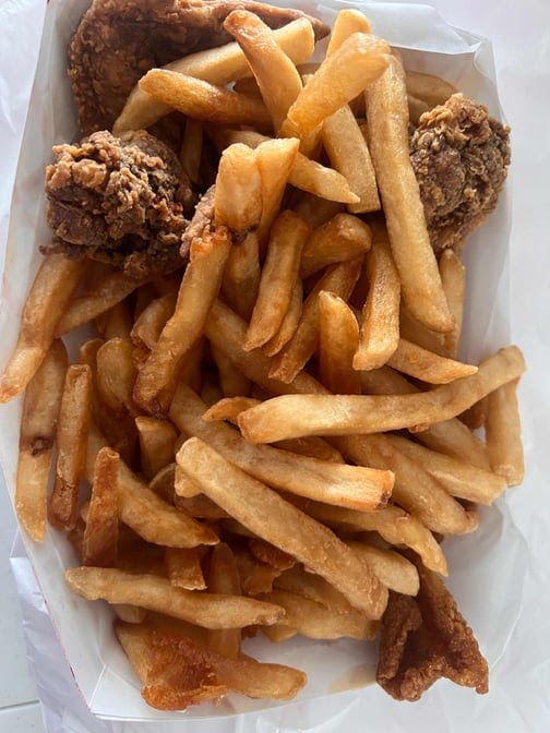 Harold’s Chicken by null