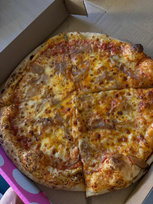 Blondies Pizza by null