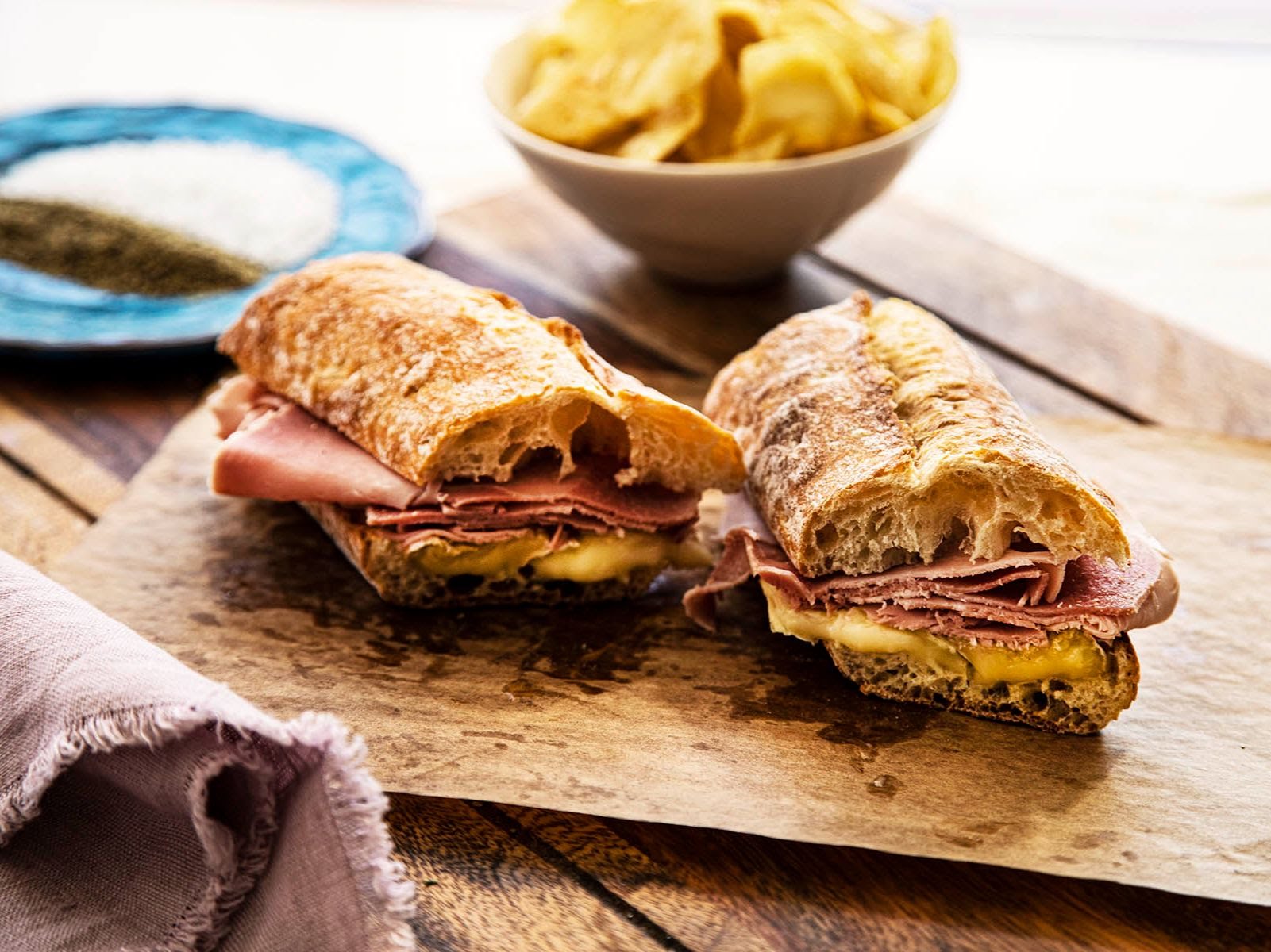 Marie Eiffel Market by null