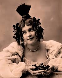  family home nakedpigtailsinpaint orphant nude 6|Photographer: Ye Rose | THE CABINET CARD GALLERY