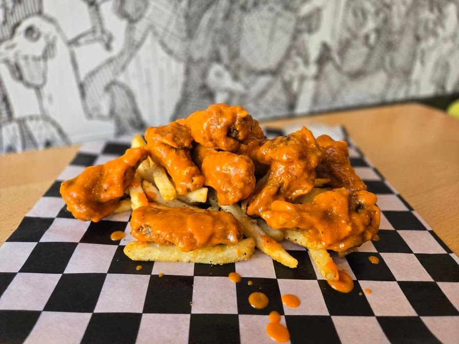 Roost Chicken & Biscuits by null