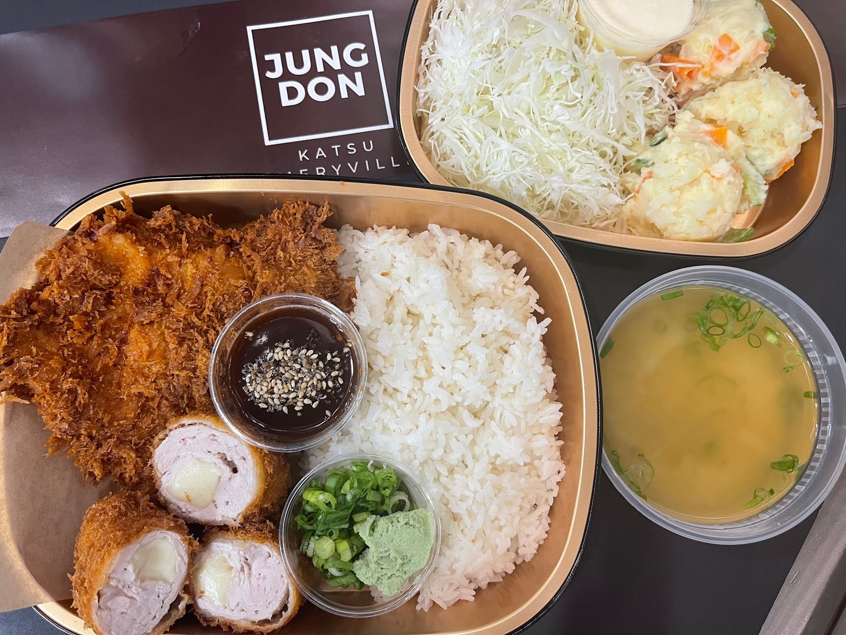 Jungdon Katsu by null