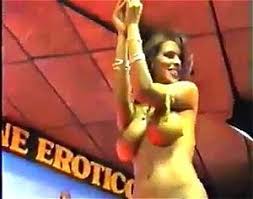 Hottie with sexy figure doing belly dance naked jpg x Arab strip dance