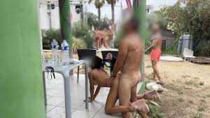 Hardcore sex in public bus jpg x Sex public